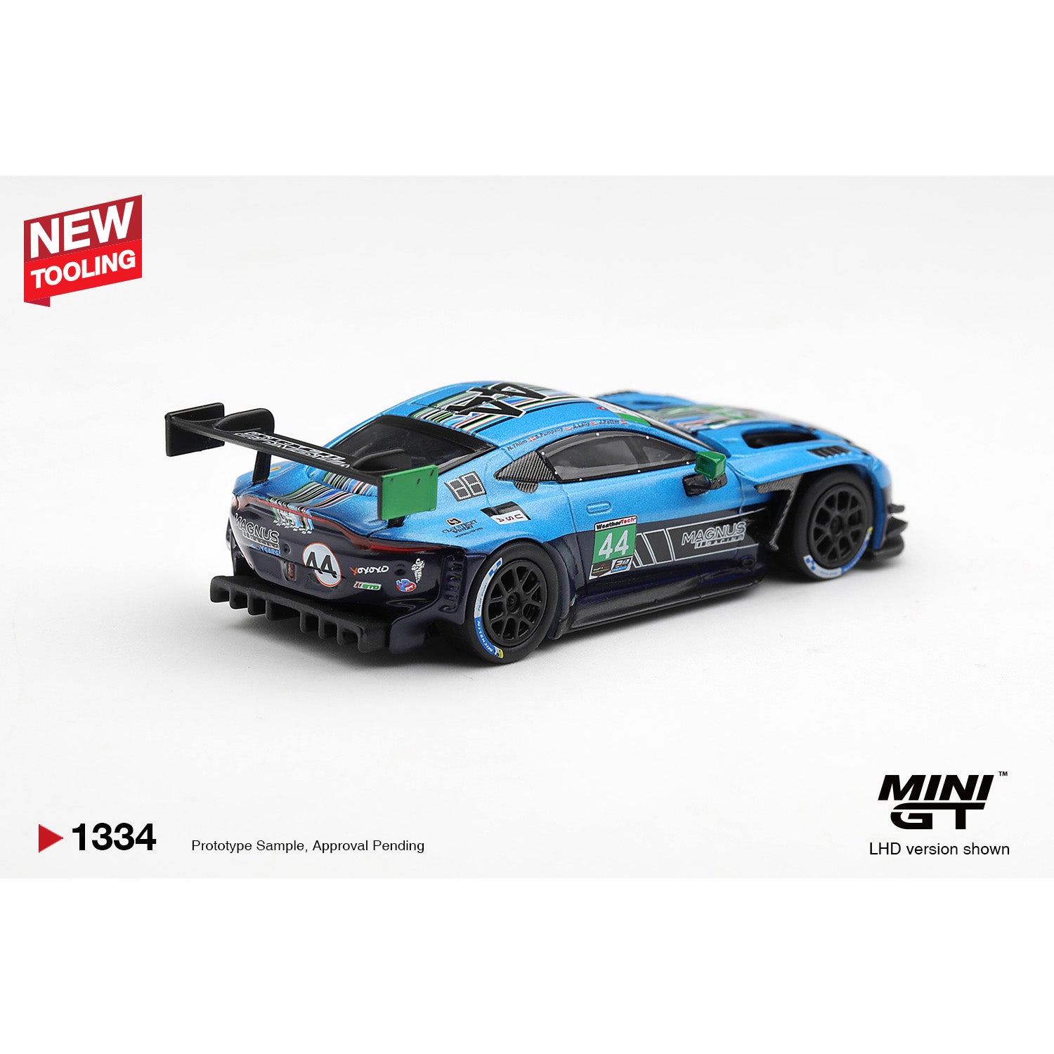 PRE-ORDER 1/64 Aston Martin Vantage GT3 Evo #44 2025 Daytona