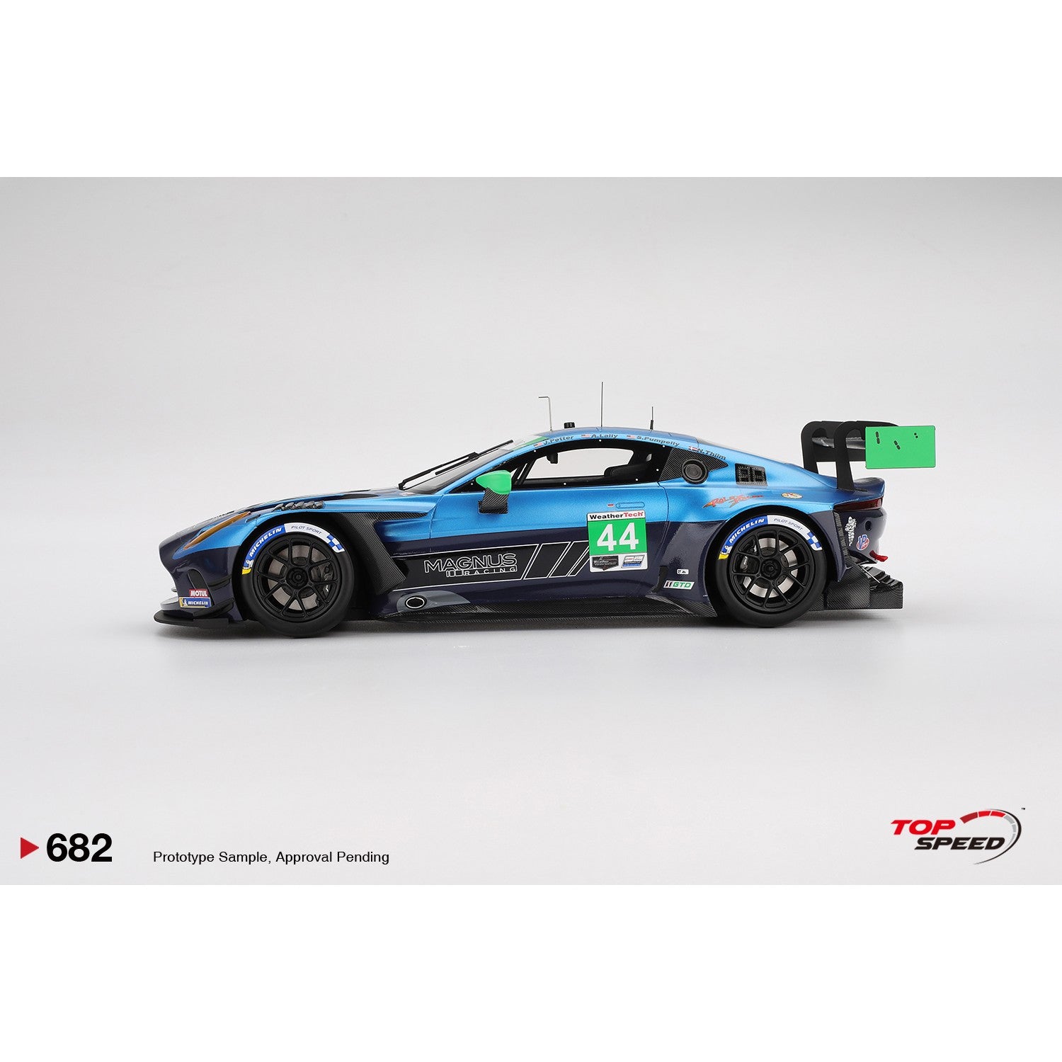 1/18 Aston Martin Vantage GT3 EVO #44 2025 Daytona – Team IMSA