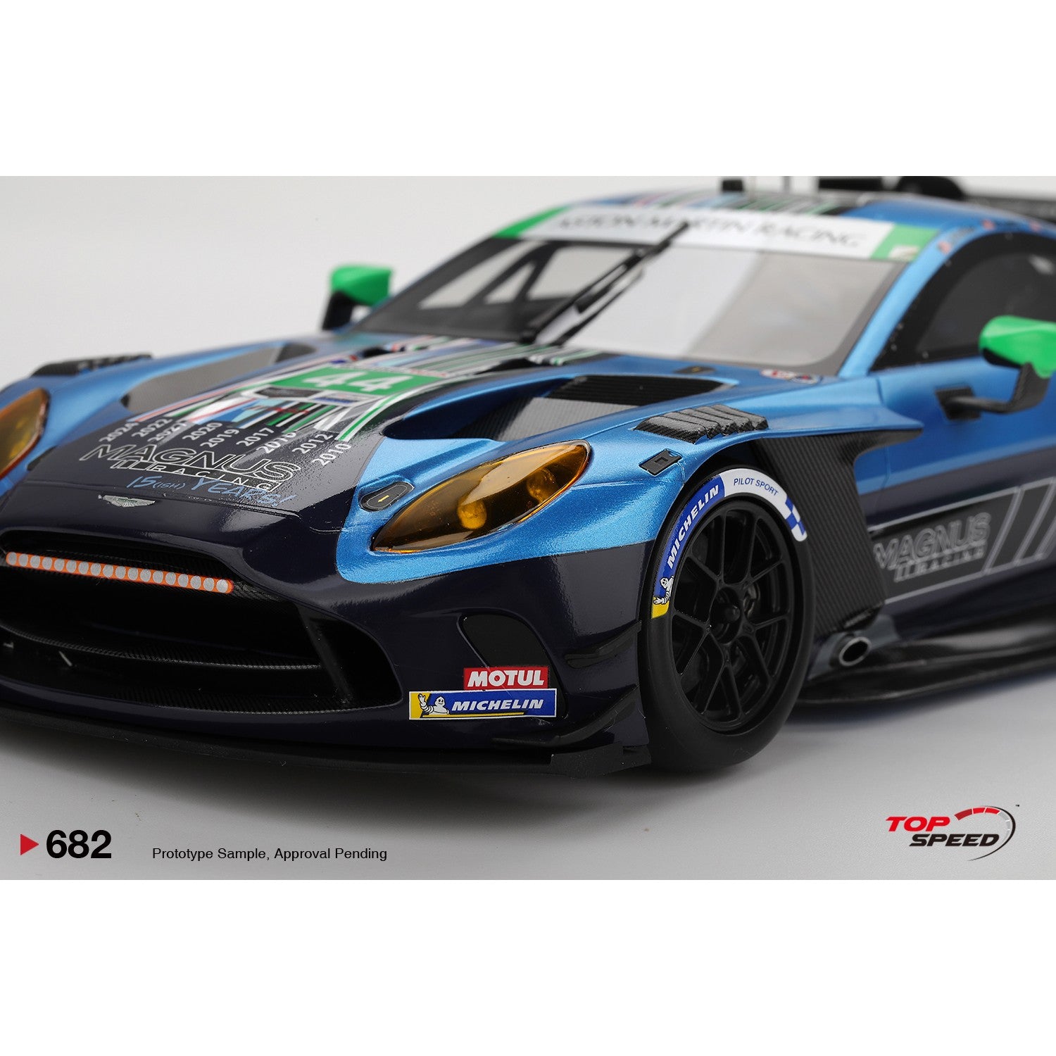 1/18 Aston Martin Vantage GT3 EVO #44 2025 Daytona – Team IMSA