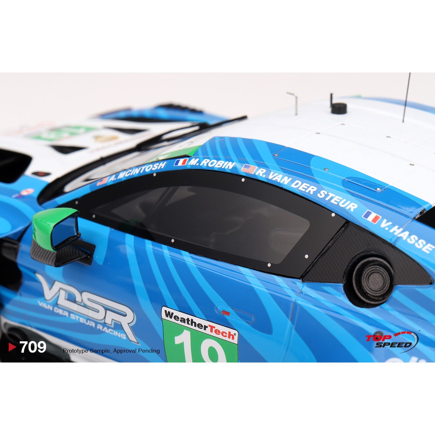 PRE-ORDER 1/18 Aston Martin Vantage GT3 Evo #19 2025 Daytona