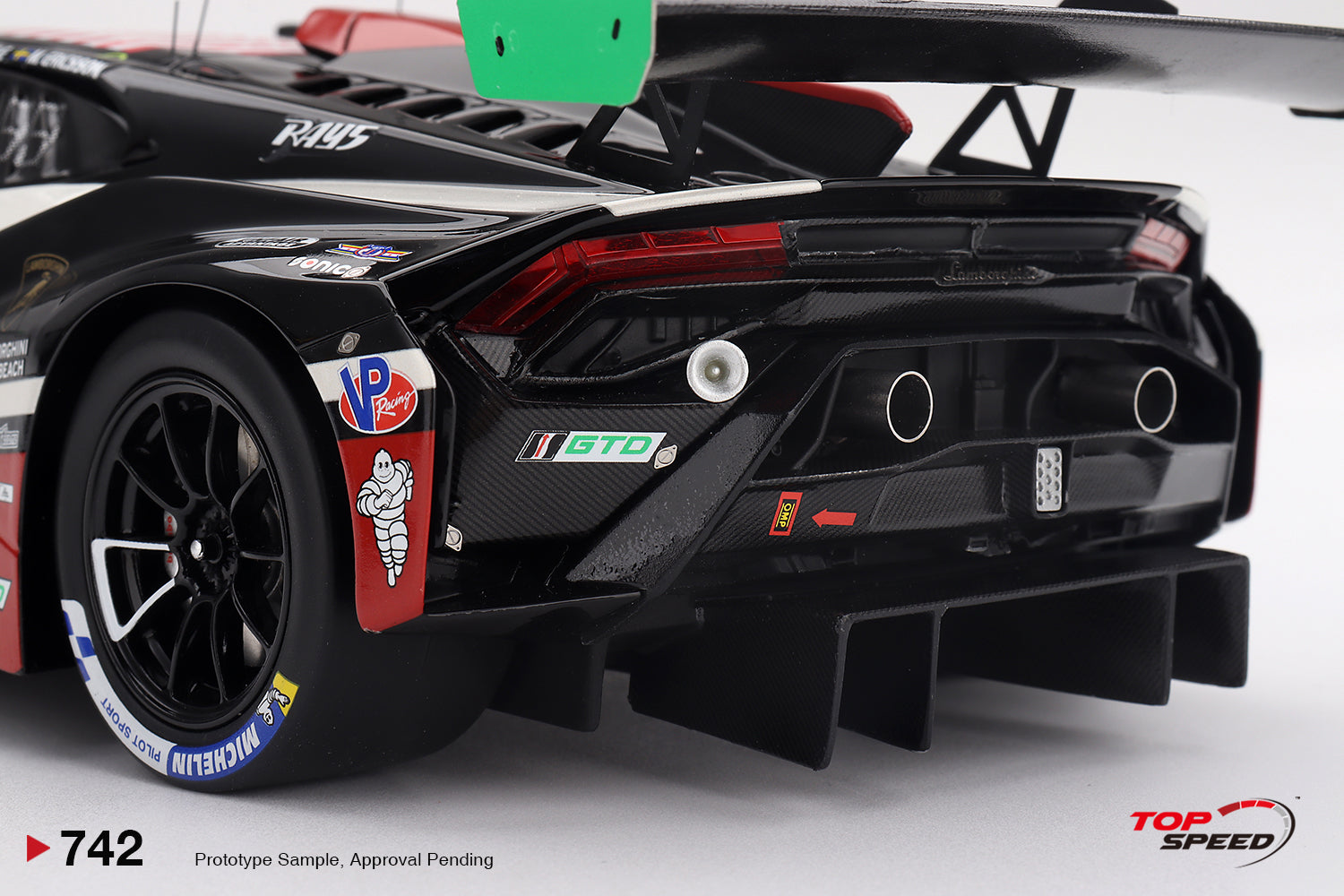 PRE-ORDER 1/18 Lamborghini Huracan GT3 EVO2 #45 2026 Daytona